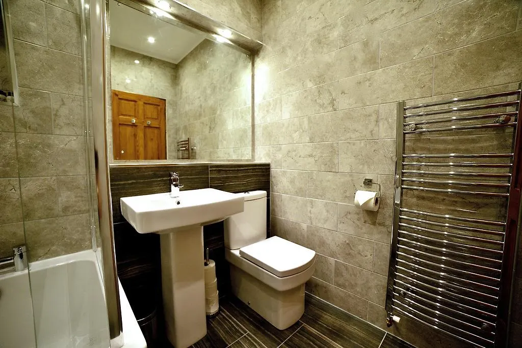 Blackfriars Residence Edinburgh 0*,